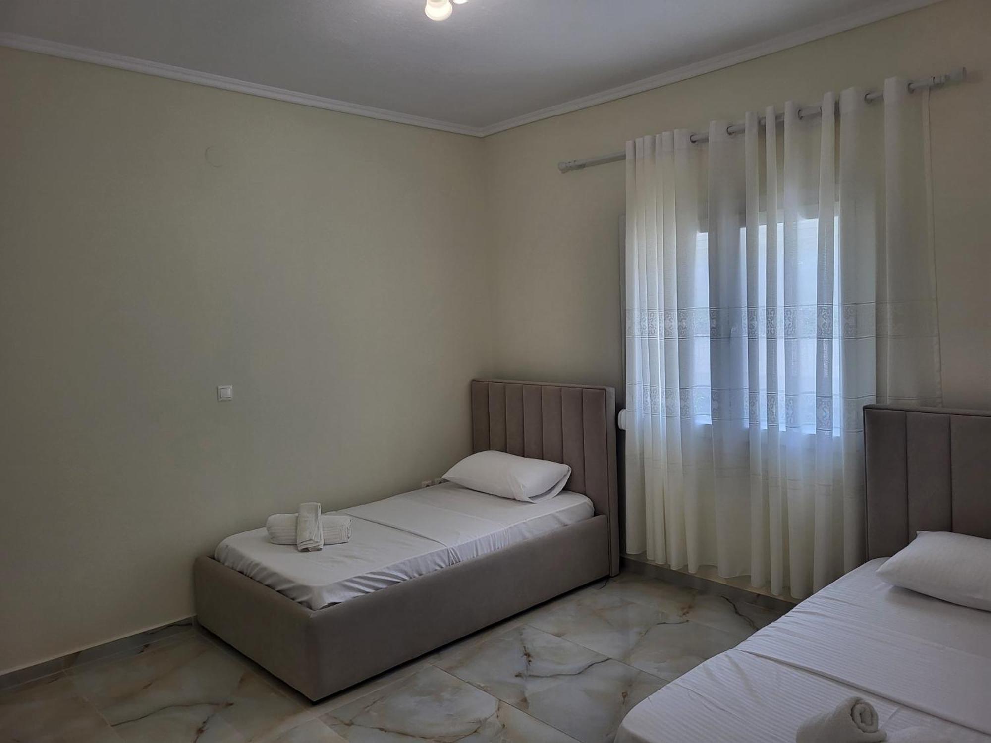 בראט Villa Ndoni מראה חיצוני תמונה
